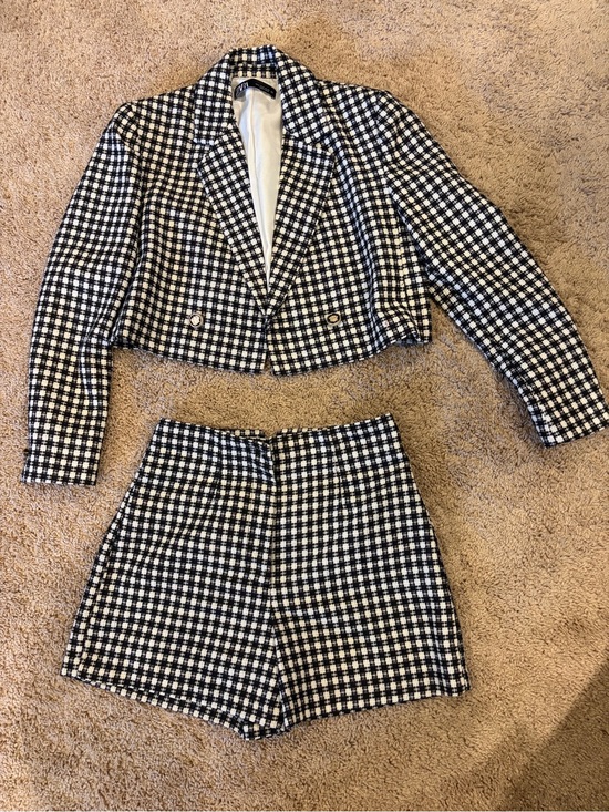 Zara Jackets & Blazers - Zara Black & White Gingham Cropped Blazer with Matching Shorts